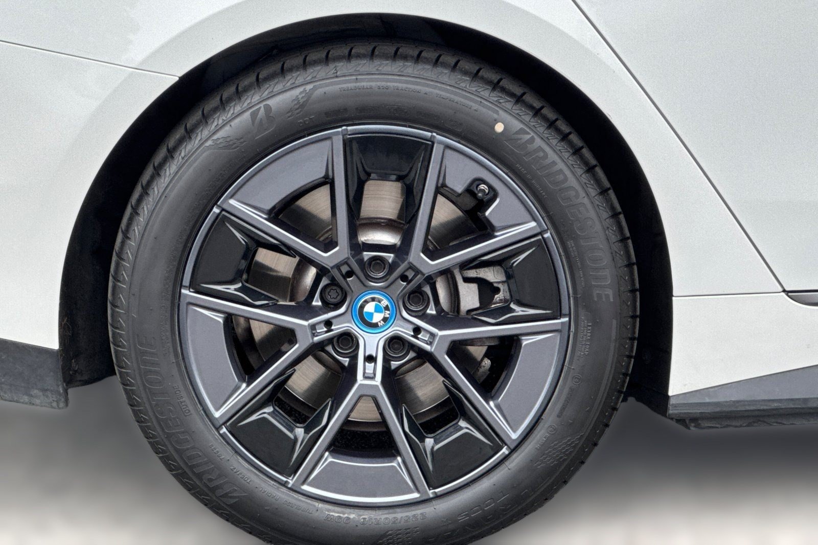 Certified 2023 BMW i4 eDrive35 w/ Premium Package RWD image 13