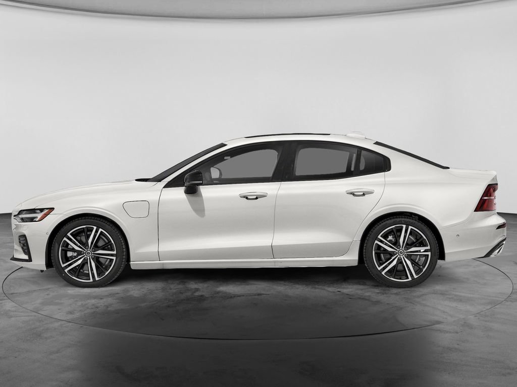 Used 2022 Volvo S60 T8 R-Design AWD/4WD image 3