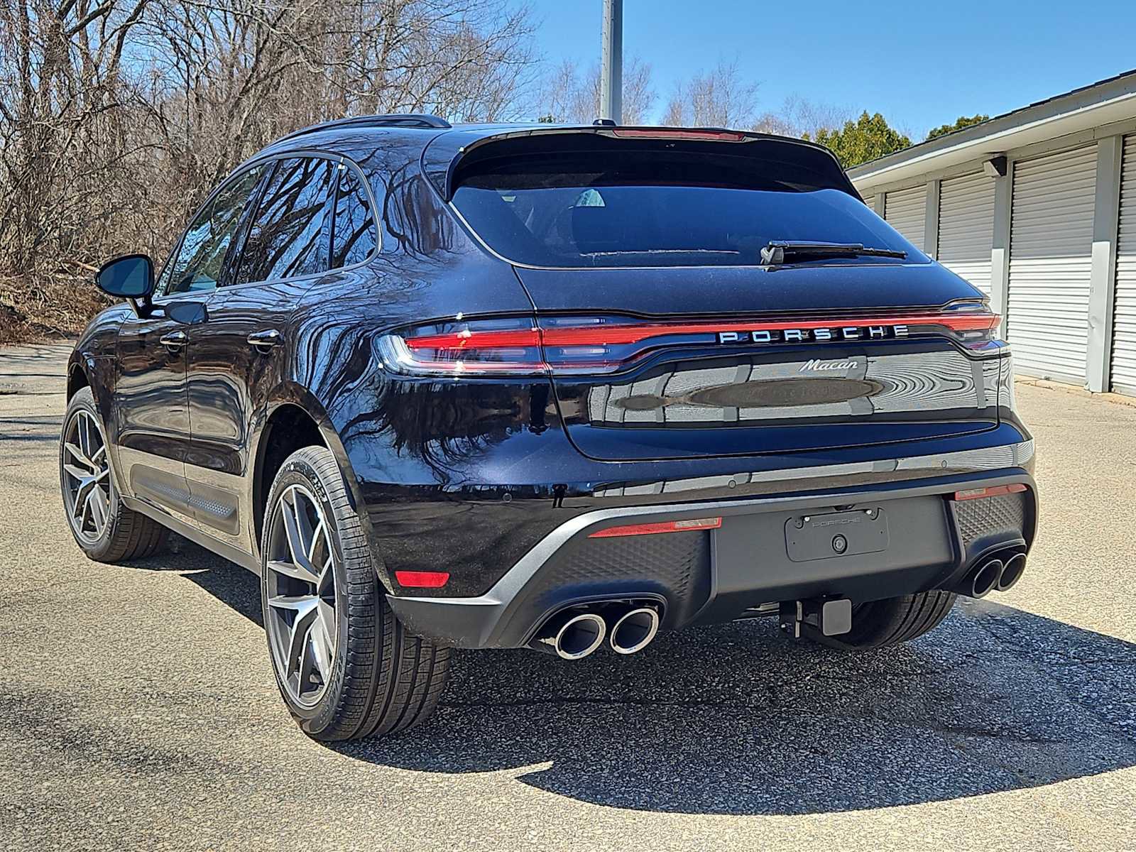 New 2026 Porsche Macan image 4