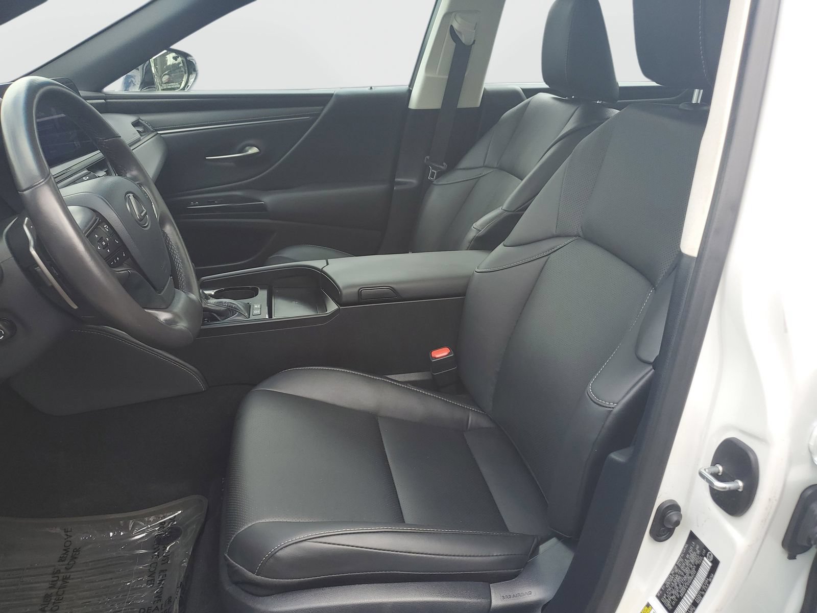 Used 2025 Lexus ES 300h w/ Premium Package FWD image 17