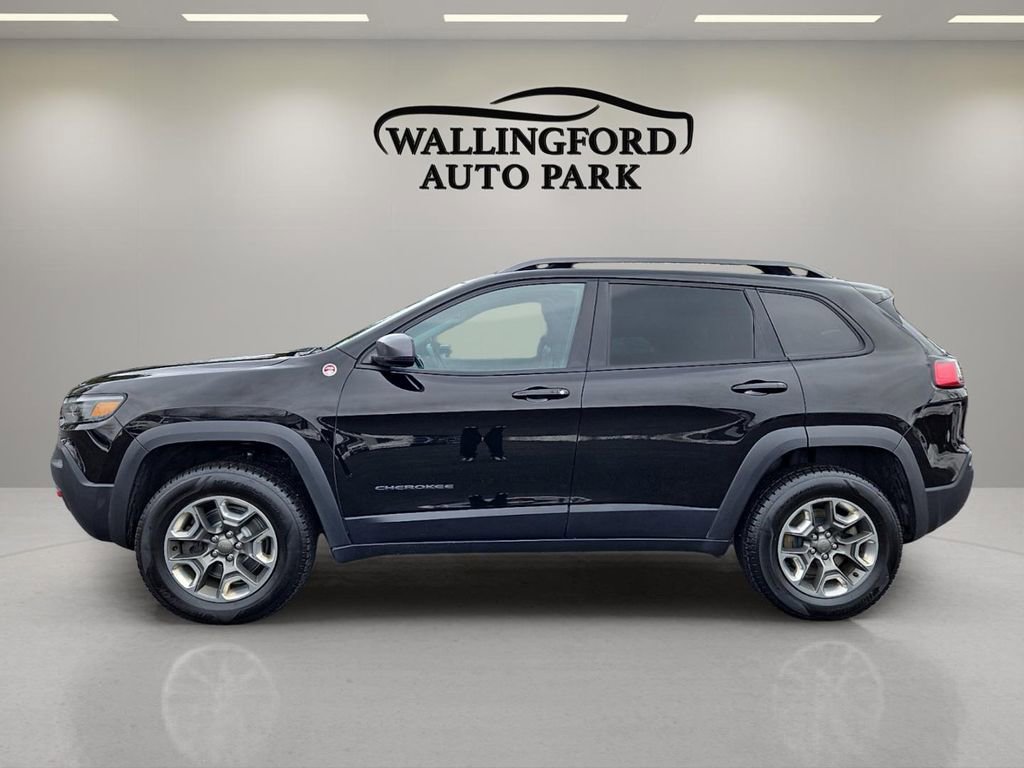 Used 2019 Jeep Cherokee Trailhawk AWD/4WD image 7