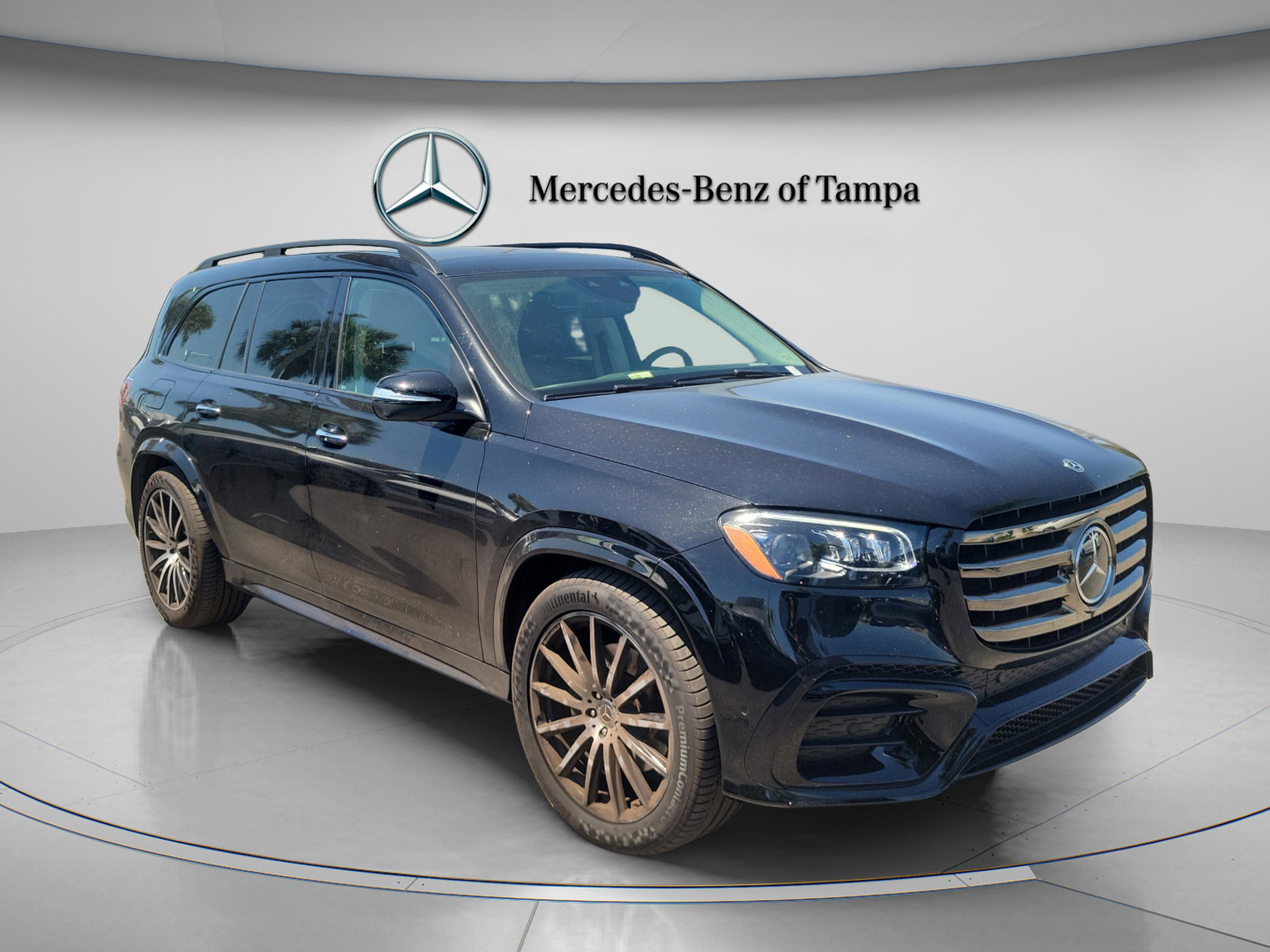 Used 2024 Mercedes-Benz GLS 450 4MATIC image 4