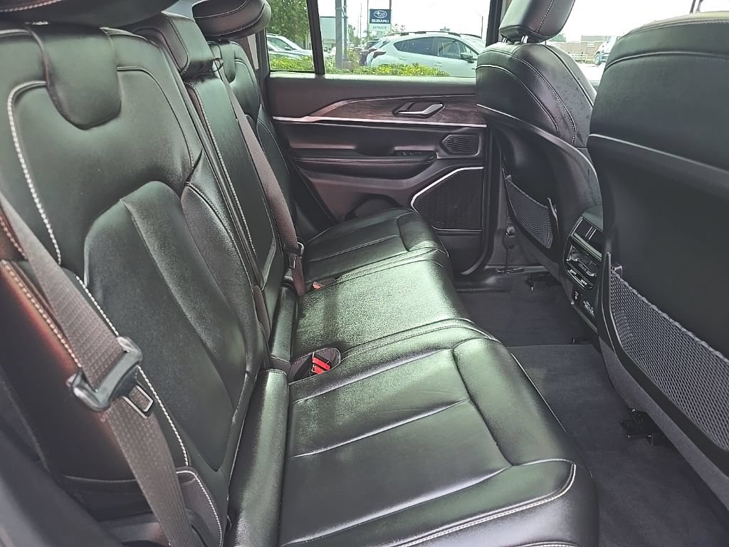 Used 2022 Jeep Grand Cherokee Limited 4xe AWD/4WD image 30