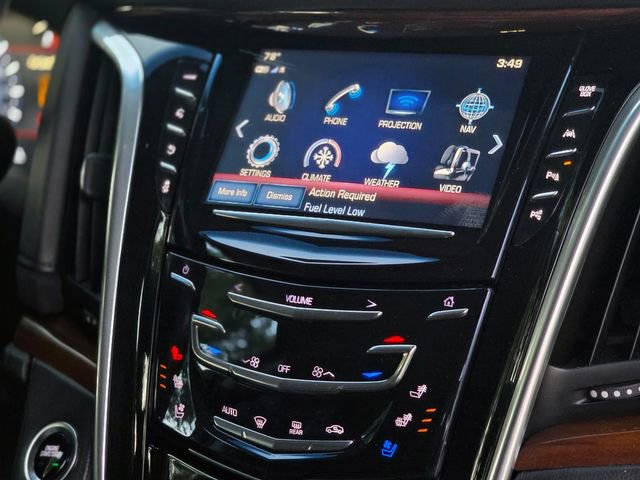 Used 2018 Cadillac Escalade ESV Luxury RWD image 40
