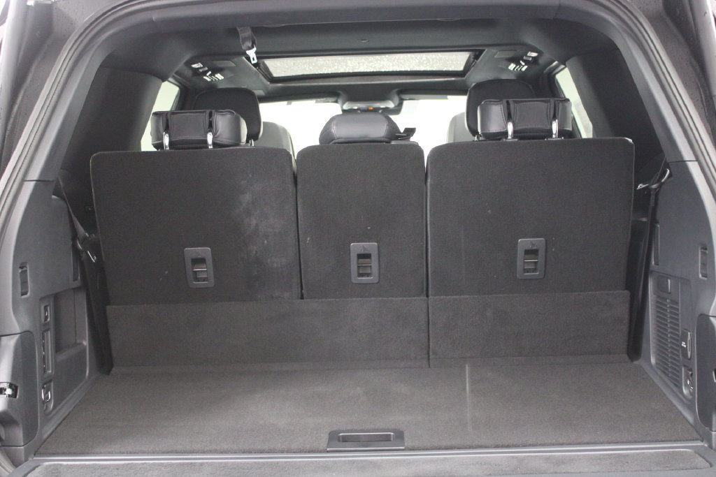 New 2026 Lincoln Navigator Reserve w/ Jet Appearance Package AWD/4WD image 15