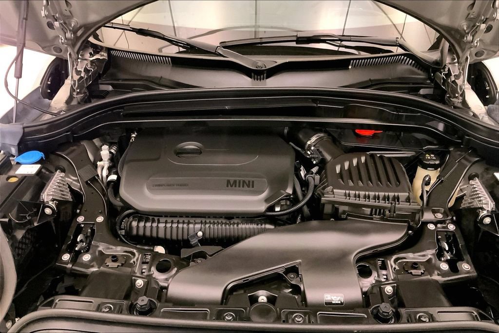 Certified 2024 MINI Cooper Countryman S AWD/4WD image 9
