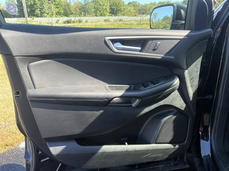 Used 2024 Ford Edge SEL AWD/4WD image 7