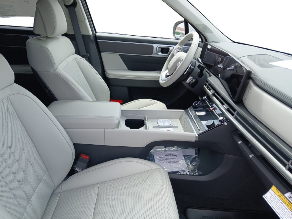 New 2027 Hyundai Santa Fe SEL FWD image 16