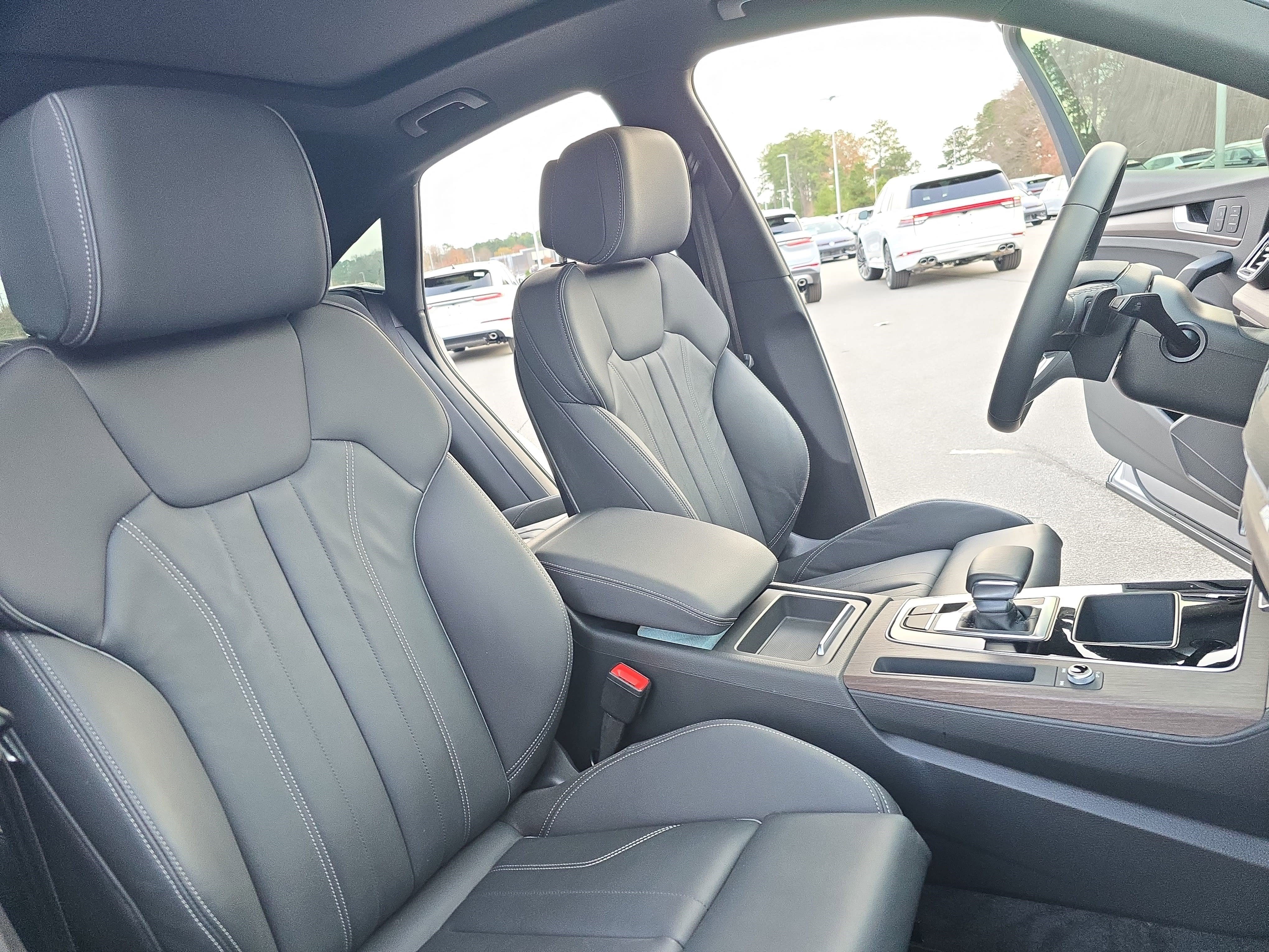 Certified 2022 Audi Q5 2.0T Premium w/ Convenience Package image 10