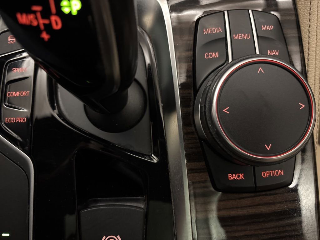 Used 2018 BMW 540i xDrive w/ Premium Package image 18