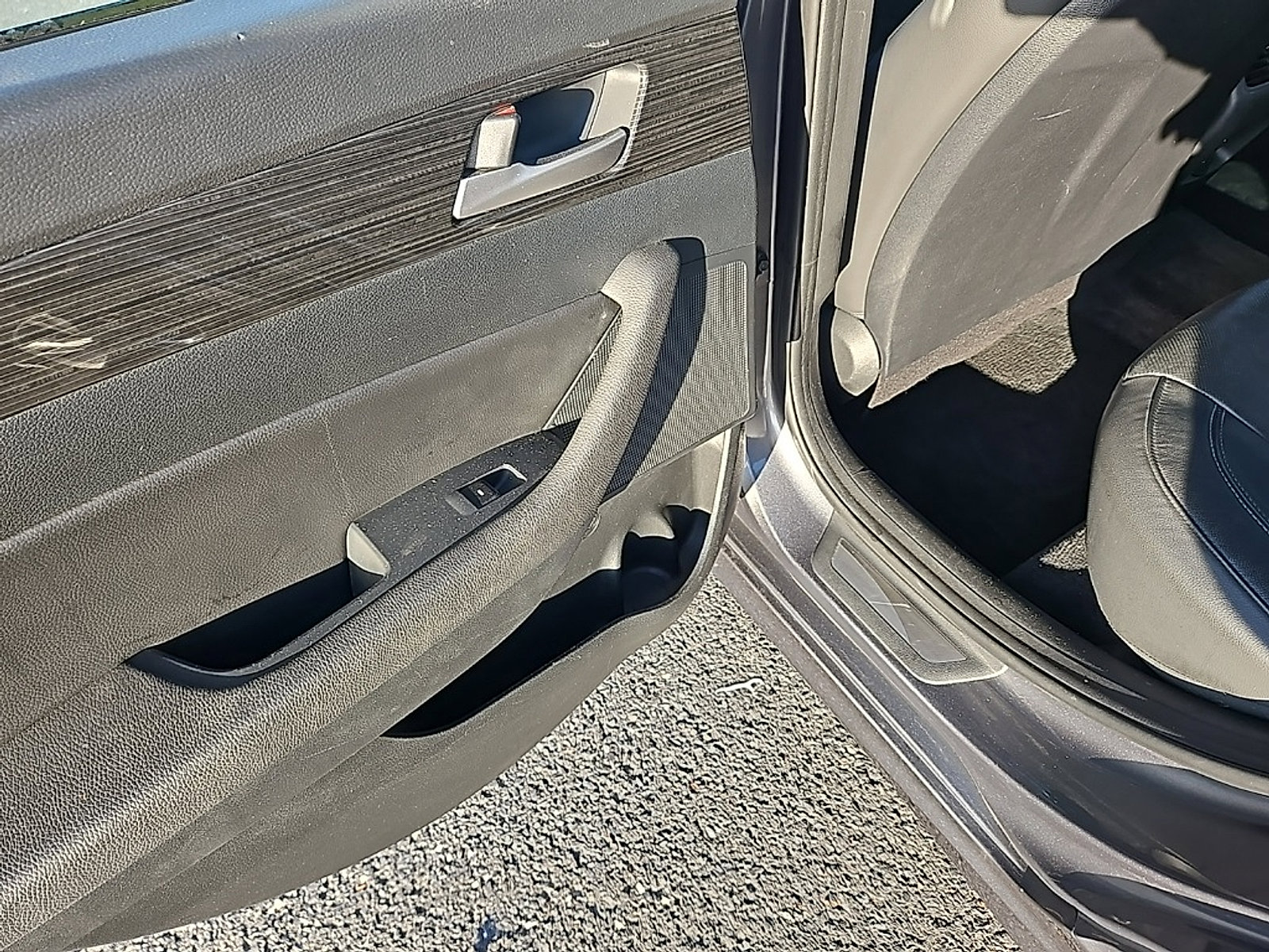 Used 2018 Hyundai Sonata Limited image 34