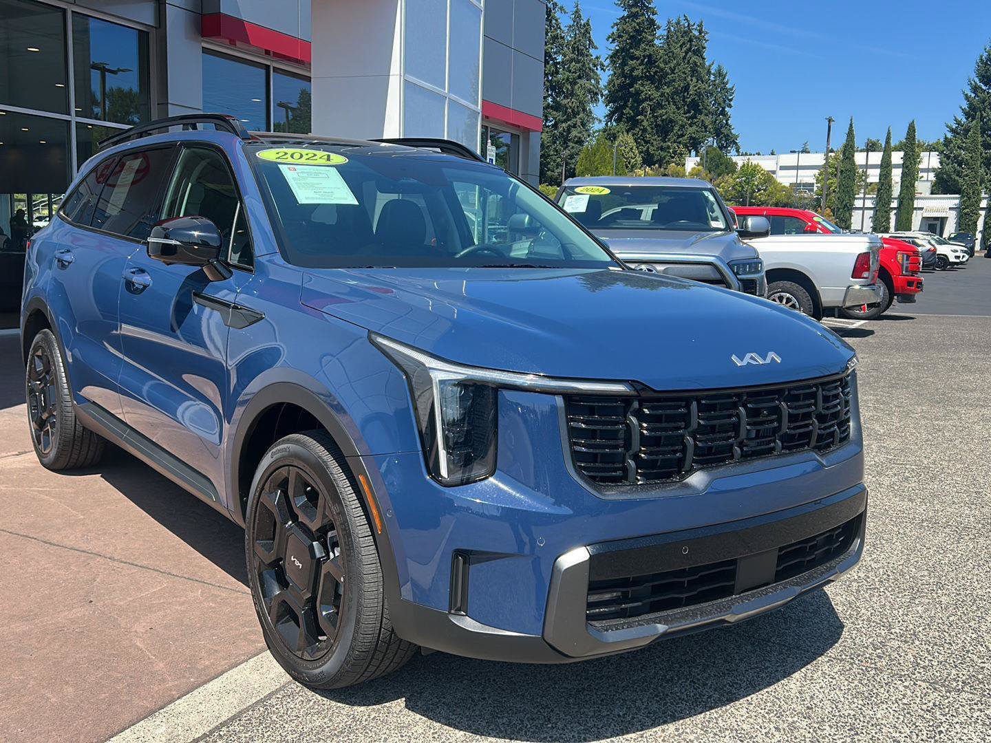 Used 2024 Kia Sorento SX AWD/4WD image 6