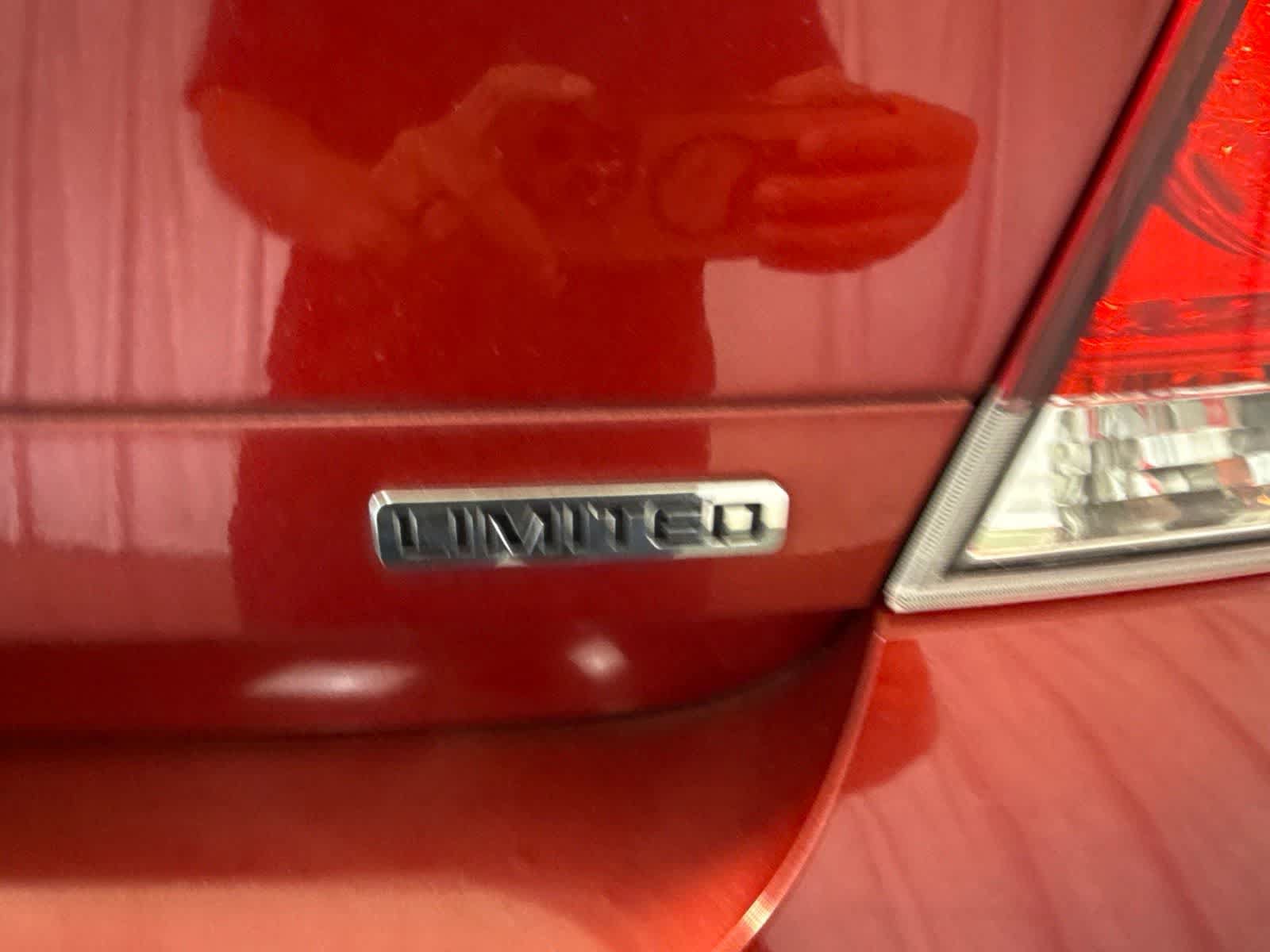 Used 2014 Chevrolet Impala LTZ FWD image 15