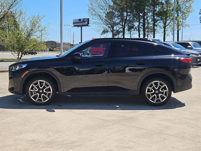 Used 2025 BMW X2 xDrive28i w/ Premium Package image 8