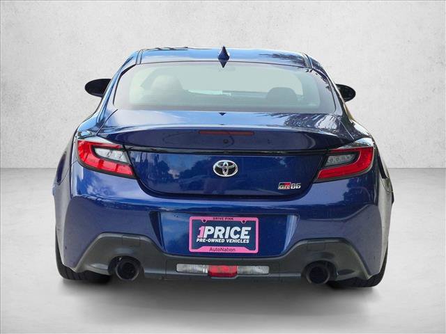 Used 2023 Toyota GR86 RWD image 6