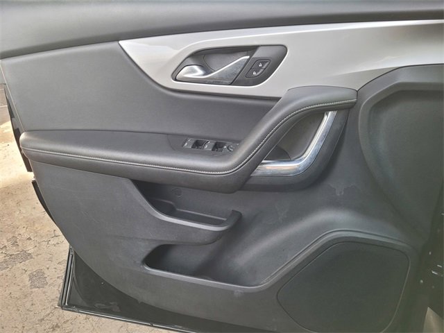 Used 2023 Chevrolet Blazer LT image 15
