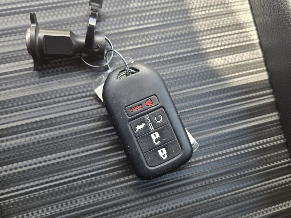 Certified 2023 Honda Passport EX-L image 19