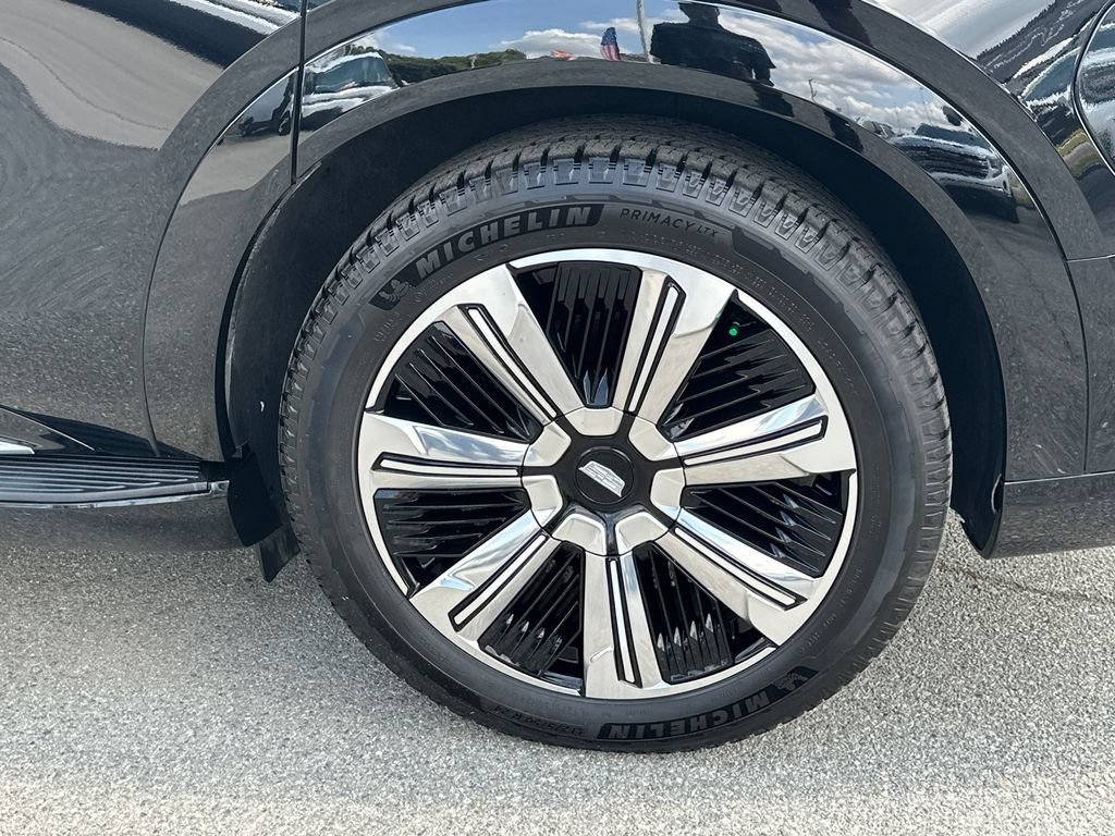Certified 2025 Cadillac Escalade IQ Luxury 2 AWD/4WD image 20