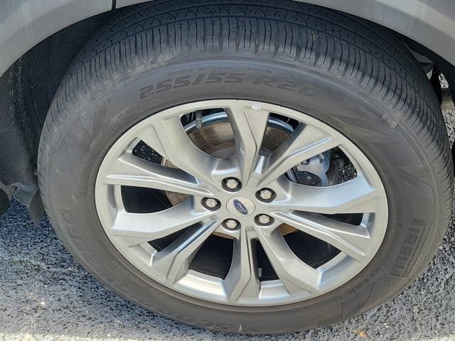 Certified 2023 Ford Explorer XLT w/ Equipment Group 202A RWD image 7