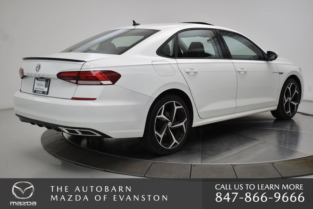 Used 2020 Volkswagen Passat 2.0T R-Line image 19
