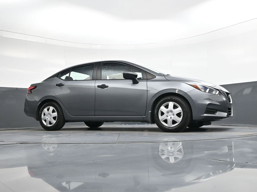 Used 2021 Nissan Versa S image 36