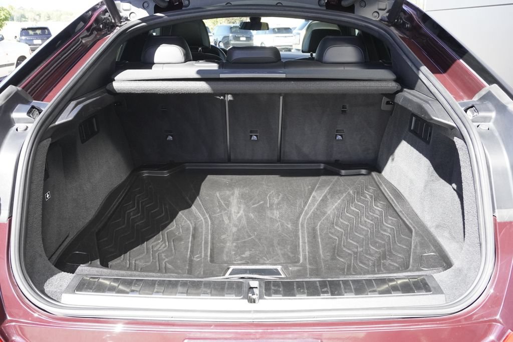 Used 2021 BMW X6 M50i AWD/4WD image 31