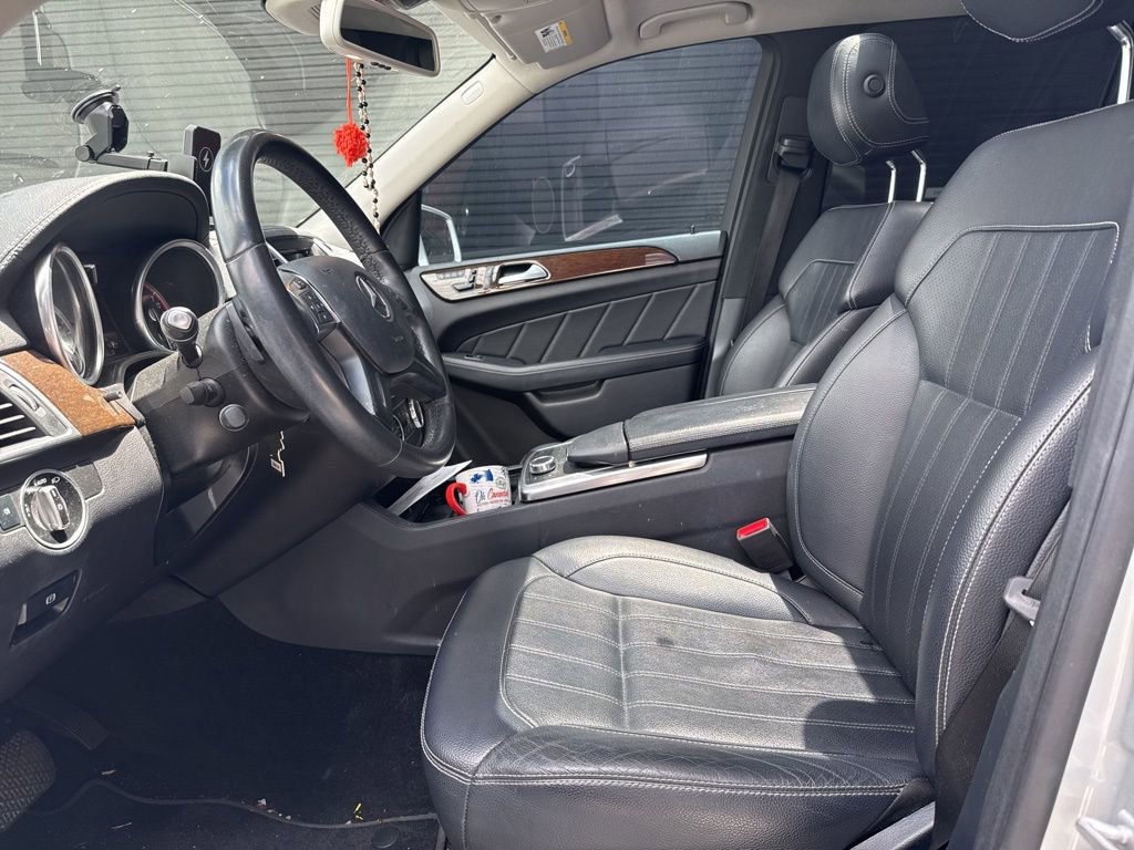 Used 2016 Mercedes-Benz GL 450 4MATIC image 5