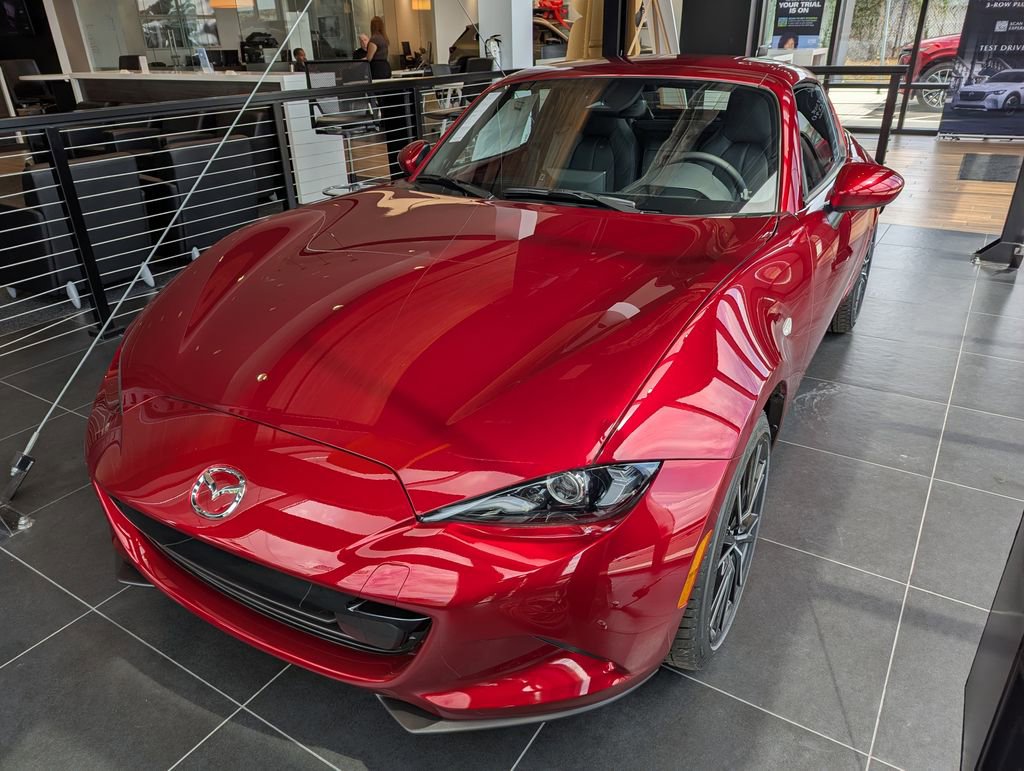 New 2025 MAZDA MX-5 Miata RF Grand Touring video 2