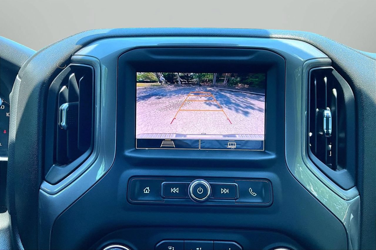 Used 2024 Chevrolet Silverado 2500 Custom w/ Custom Convenience Package AWD/4WD image 12
