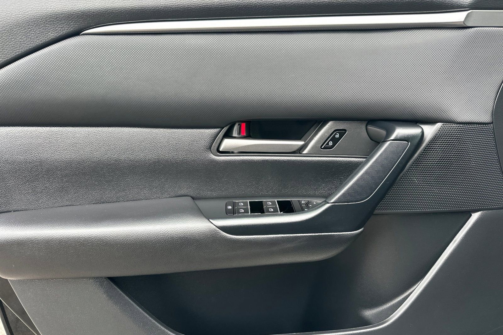 Used 2024 MAZDA CX-50 AWD 2.5 S w/ Preferred Package image 11