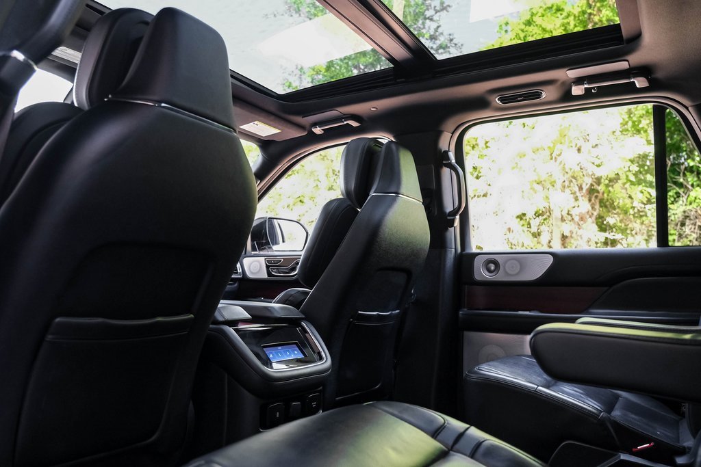 Used 2023 Lincoln Navigator L Reserve image 48