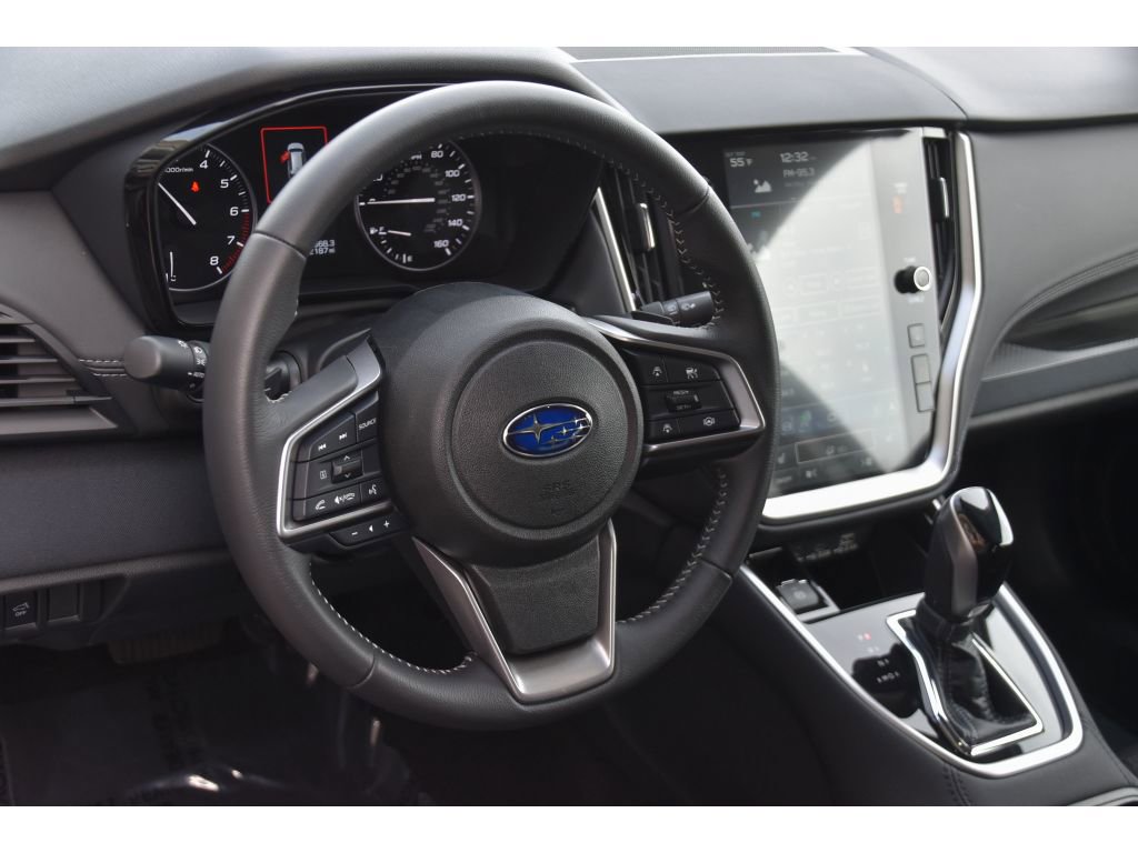 Certified 2025 Subaru Outback Premium image 12