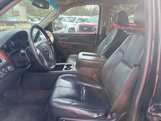 Used 2011 GMC Yukon XL SLT AWD/4WD image 25