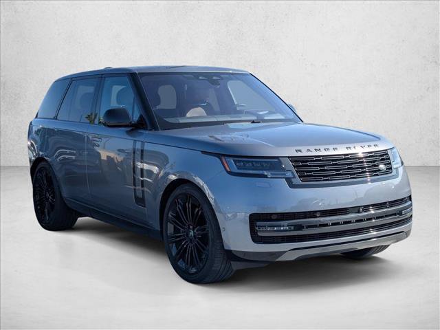 Used 2023 Land Rover Range Rover Autobiography AWD/4WD image 3