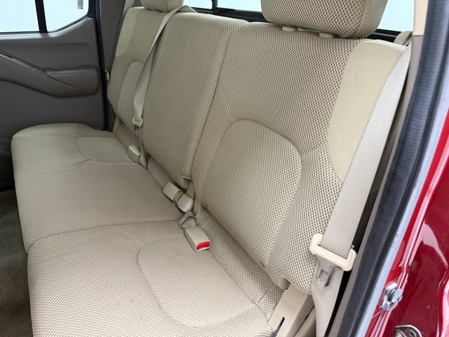 Used 2014 Nissan Frontier SV RWD image 33