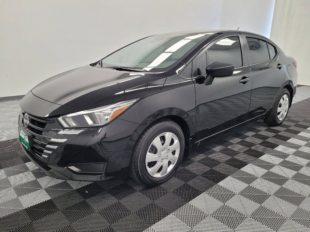 Used 2024 Nissan Versa S w/ Trunk Package FWD image 2