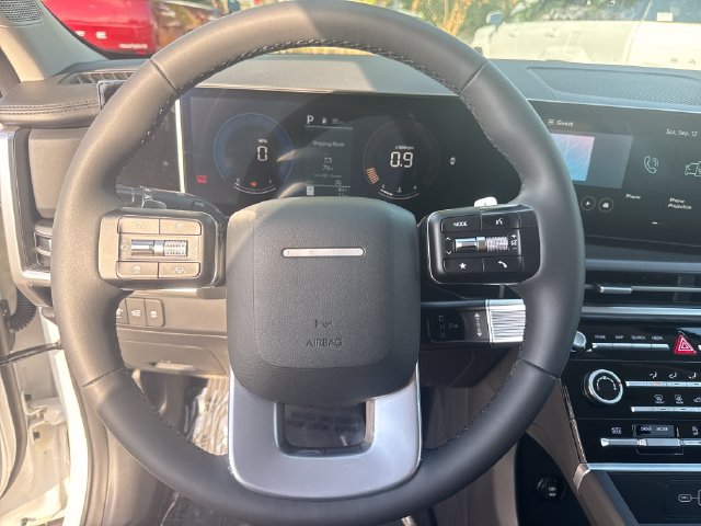 New 2027 Hyundai Santa Fe SE FWD image 16