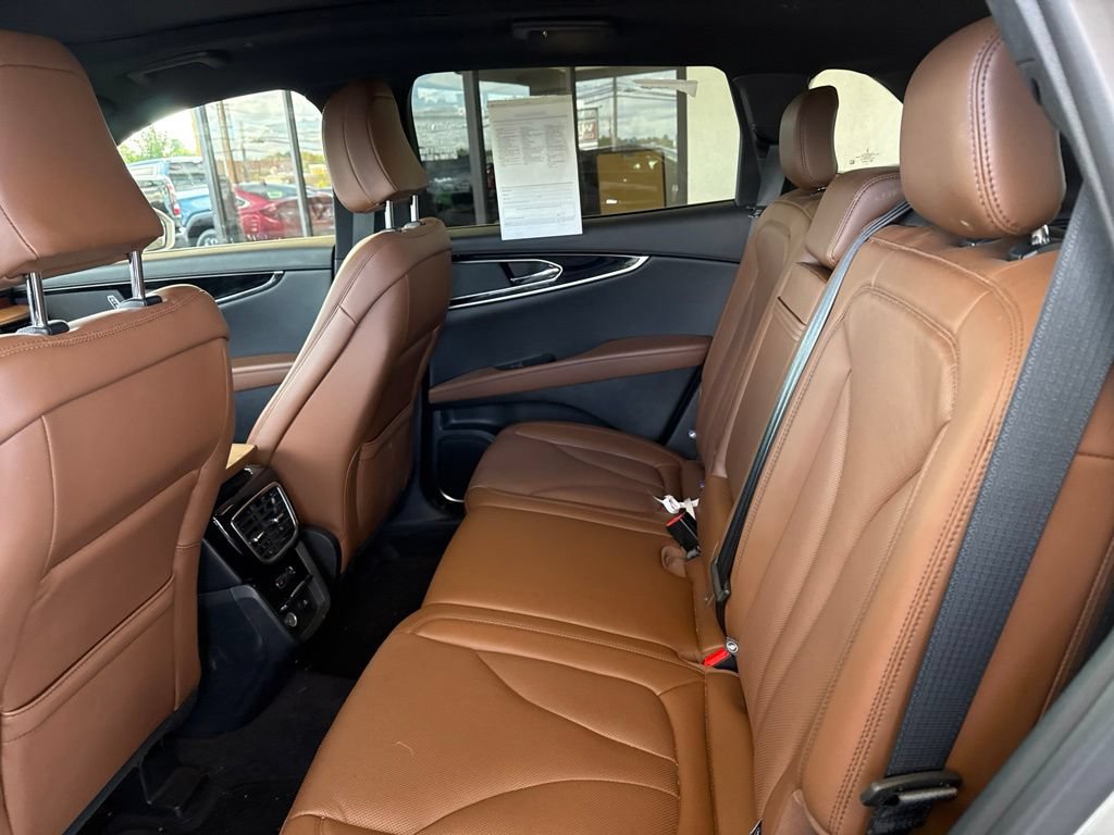 Certified 2023 Lincoln Nautilus Reserve AWD/4WD image 12