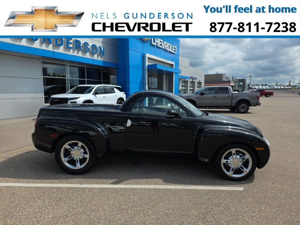 Used 2006 Chevrolet SSR RWD image 7