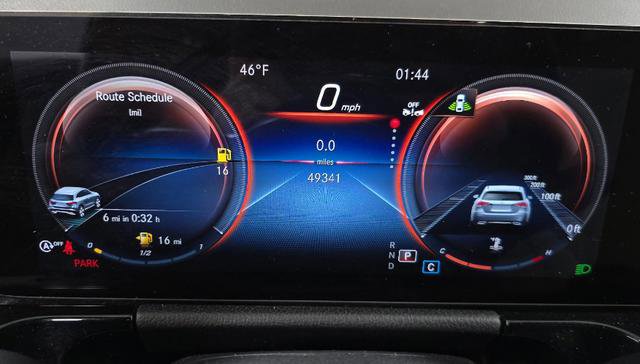 Used 2022 Mercedes-Benz GLA 250 4MATIC w/ Premium Package Lite image 12