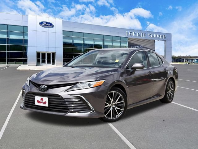 Used 2023 Toyota Camry XLE