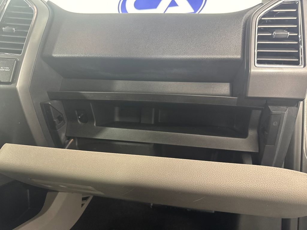 Used 2016 Ford F150 XLT w/ Equipment Group 302A Luxury image 38