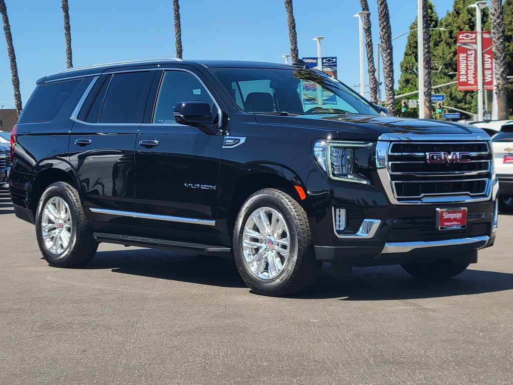 Used 2023 GMC Yukon SLT w/ SLT Luxury Package RWD image 34