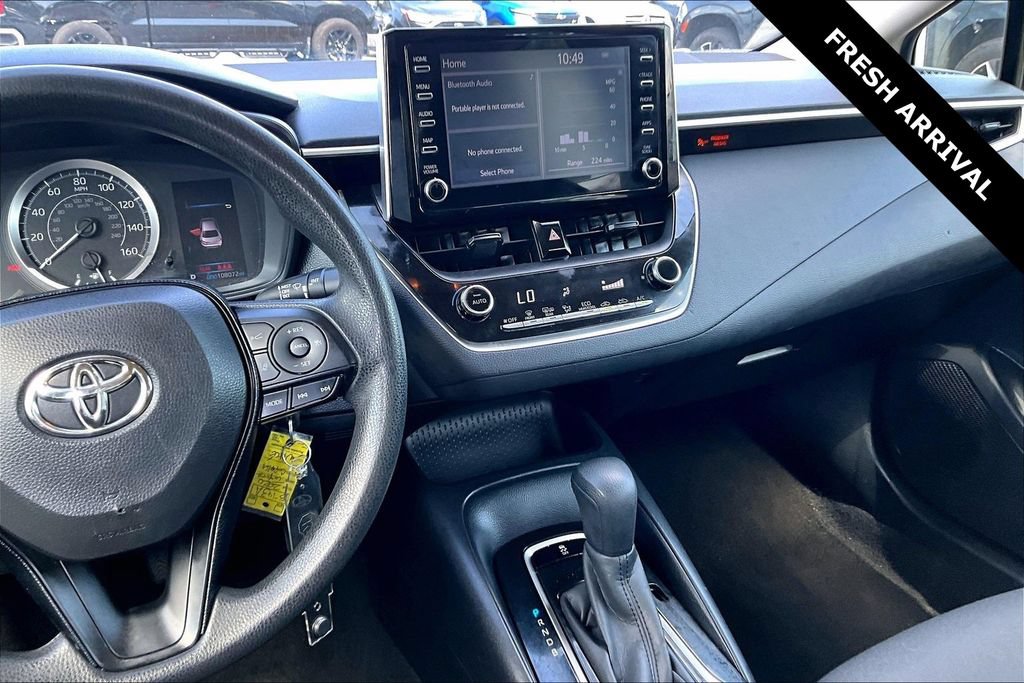 Used 2020 Toyota Corolla LE FWD image 9