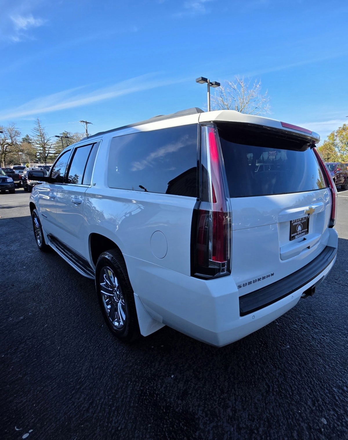 Used 2015 Chevrolet Suburban LT w/ Max Trailering Package AWD/4WD image 5