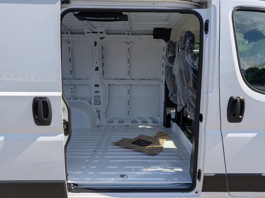 New 2026 RAM ProMaster 1500 w/ Convenience Group FWD image 12