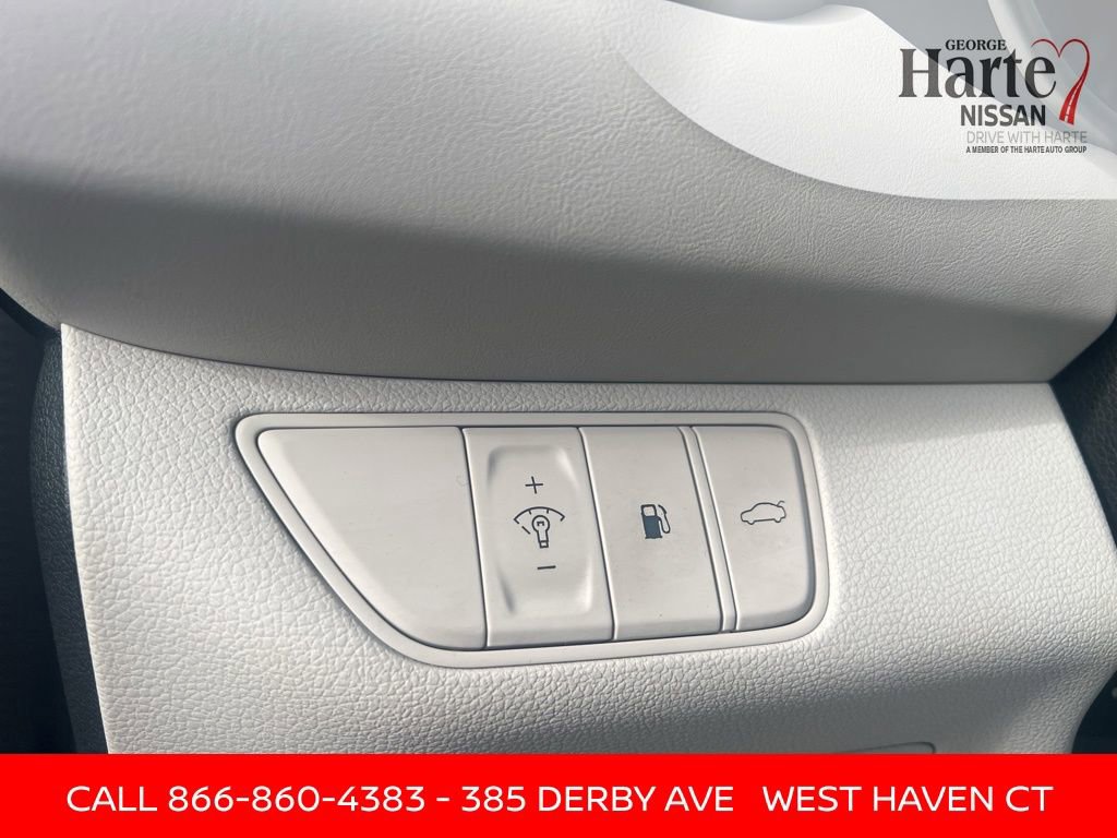 Used 2024 Genesis G70 2.5T image 47