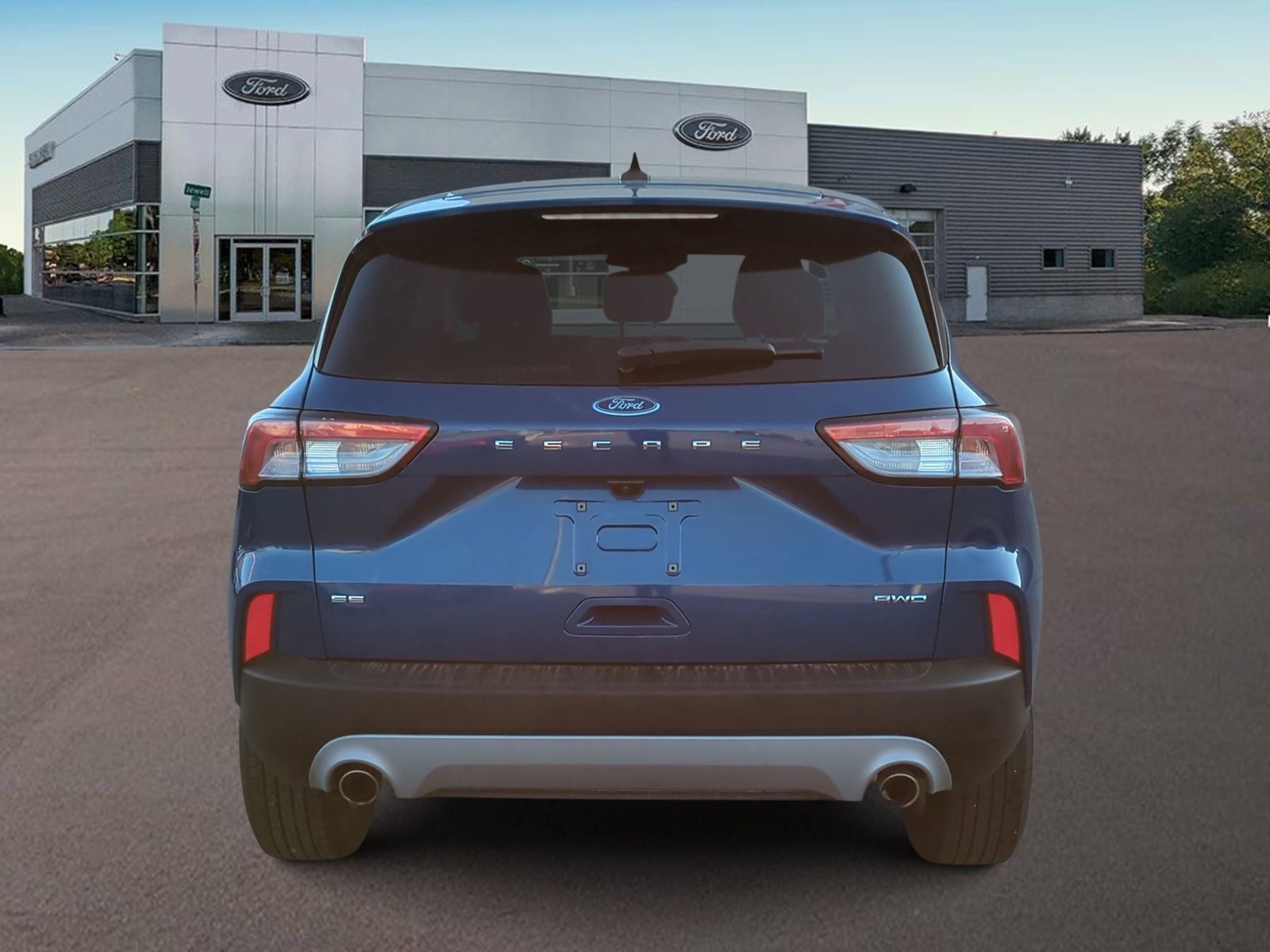 Used 2022 Ford Escape SE w/ Cold Weather Package image 10