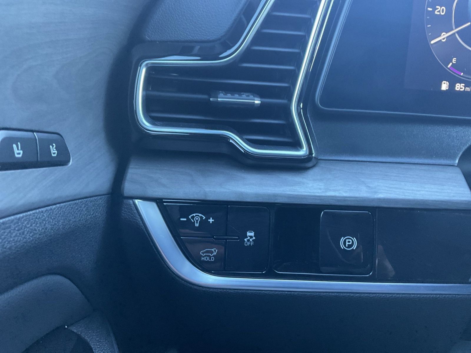 Used 2024 Kia Sportage X-Pro image 25