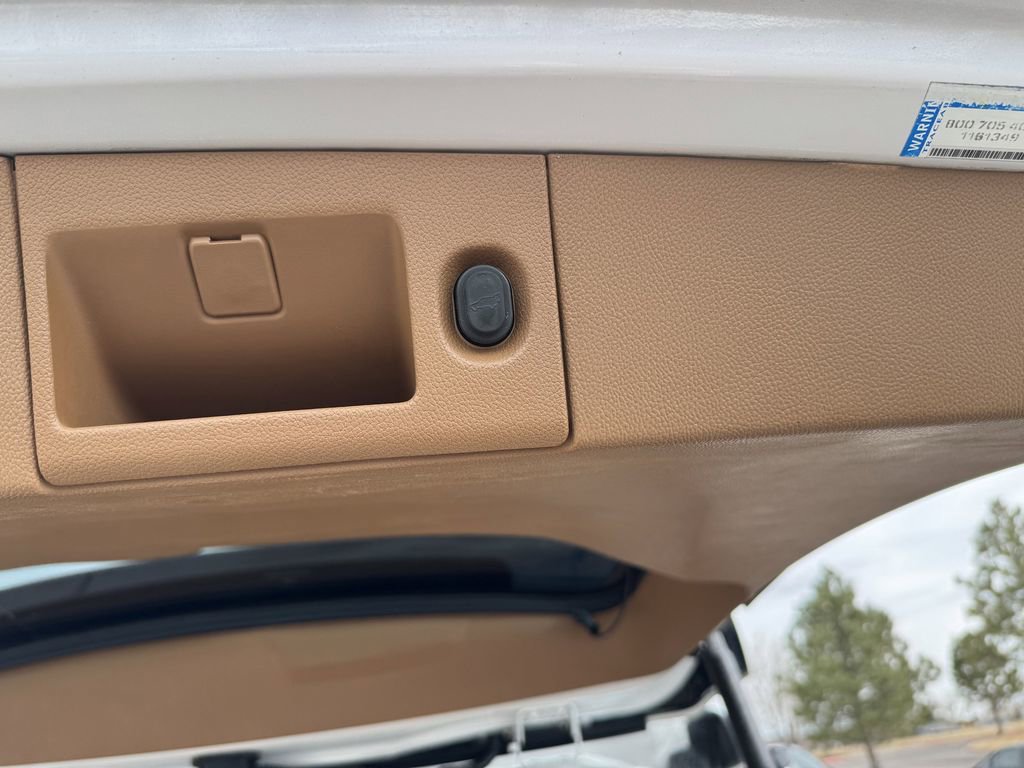 Used 2016 Cadillac Escalade ESV Platinum image 10